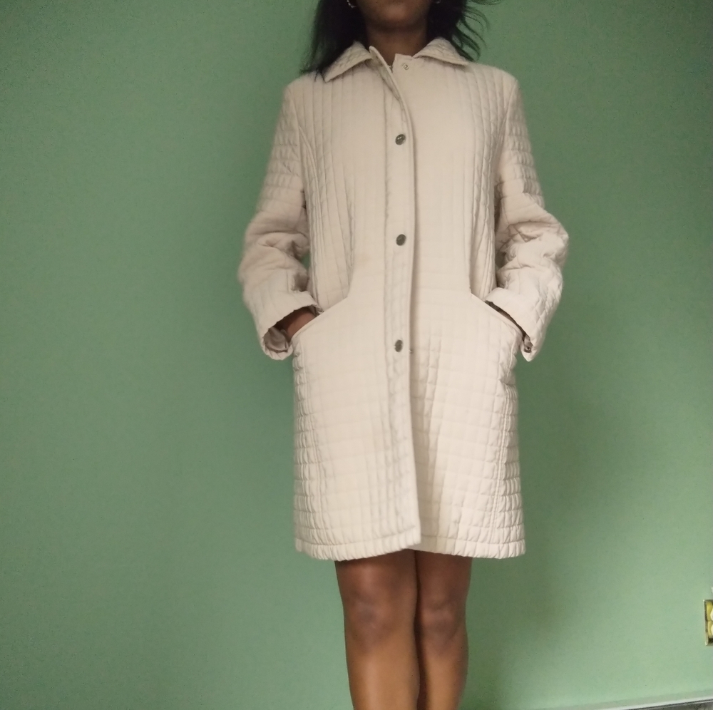 Women's portrait cream jacket